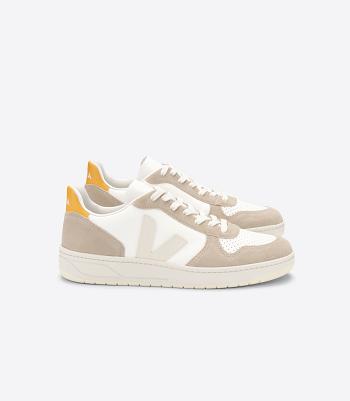 Veja V-10 Chromefree Leather Sahara Ouro Outlet Adults White | AUDFL85132